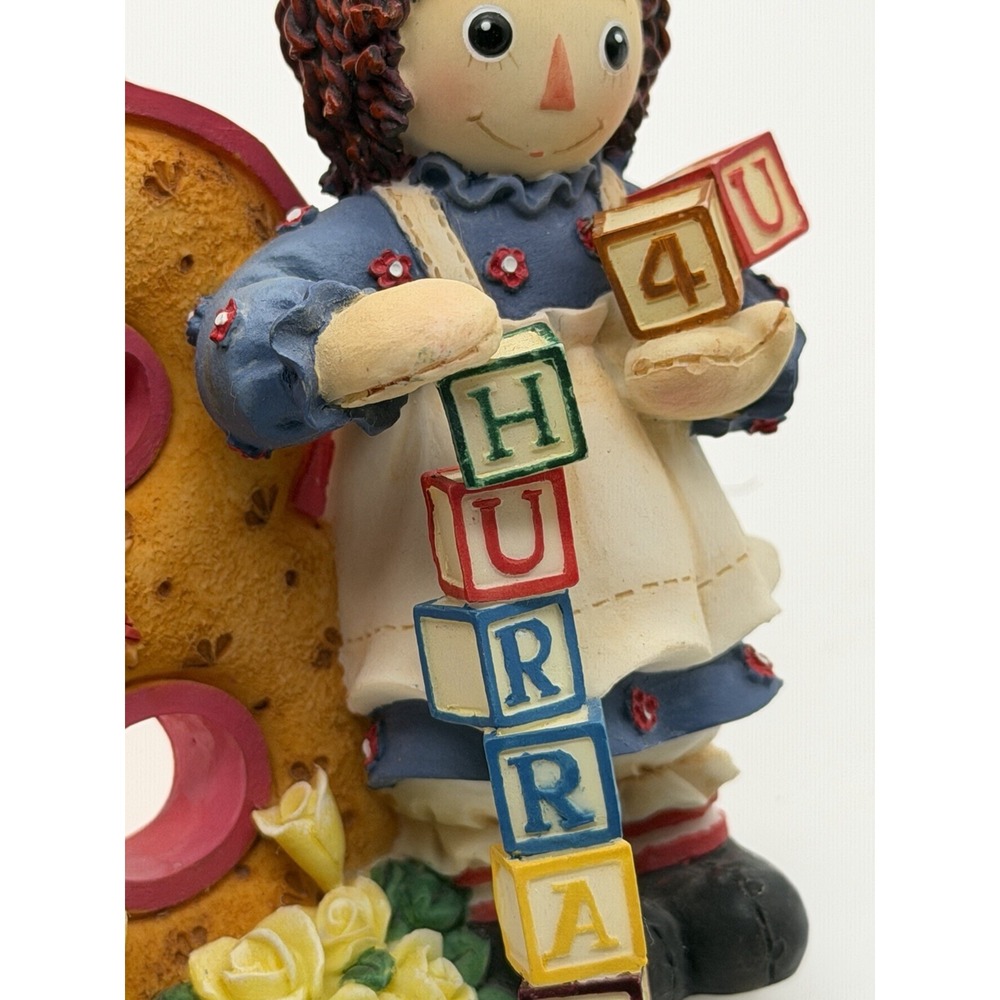Raggedy Ann & Andy - Turning Eight Makes You Feel Great #823805 Figurine - Picture 2 of 3